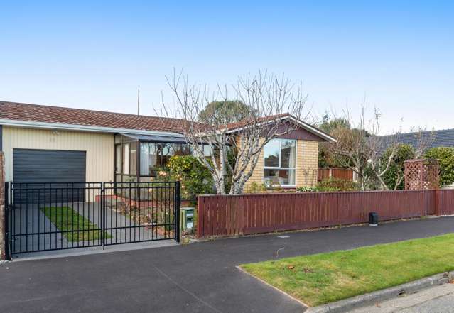 2/11 Blairdon Place Bishopdale_1