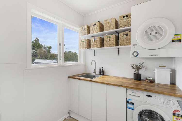 6 Japonica Drive Beach Haven_12