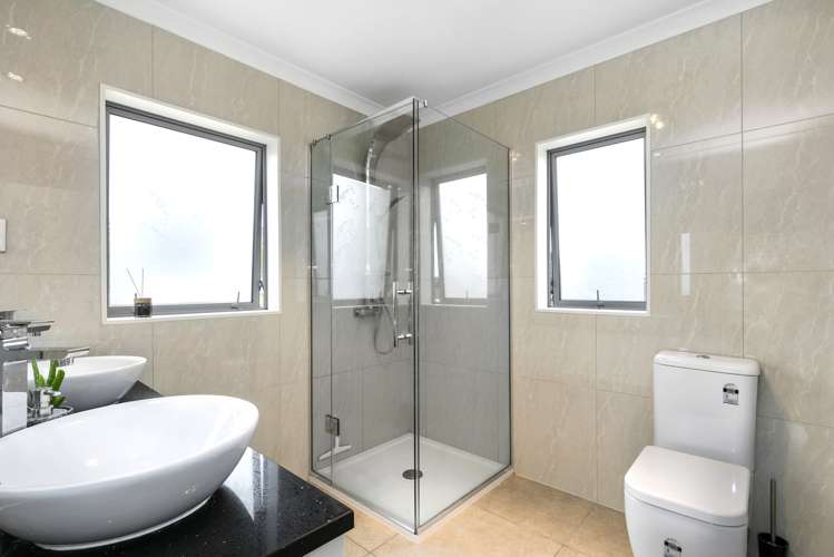 60 Whites Line West Woburn_12