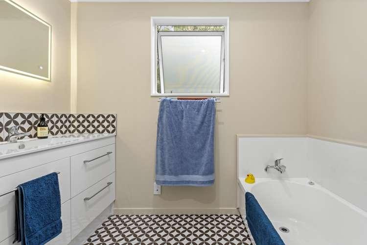 102 Waitetuna Valley Road Raglan_26