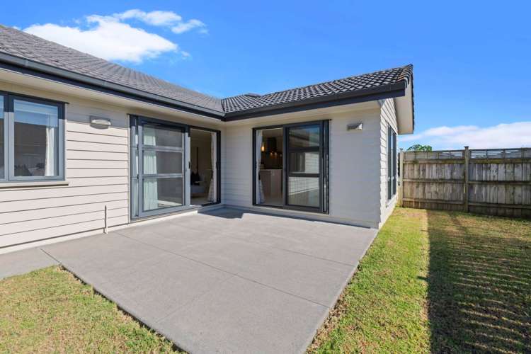 8 Creda Road Wattle Downs_25