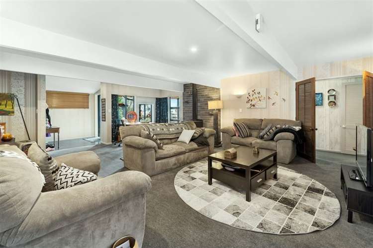 230 Ranolf Street Glenholme_5