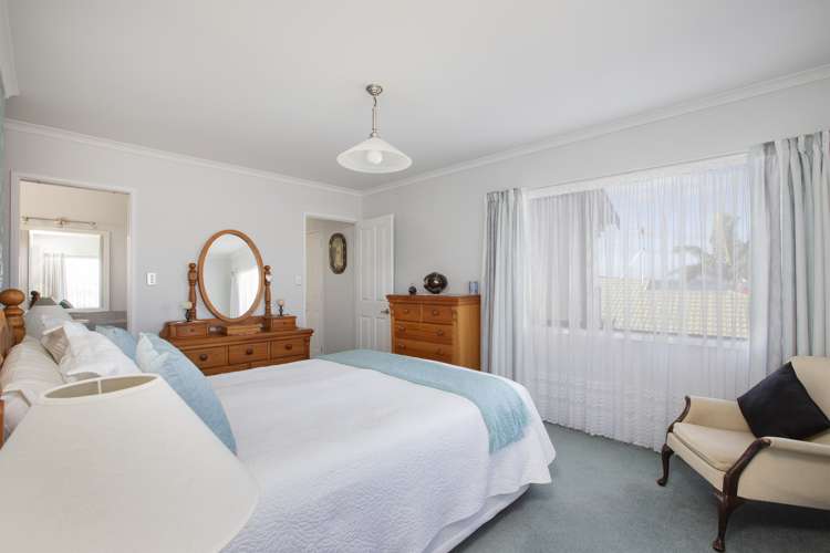 5 Athol Place Algies Bay_16