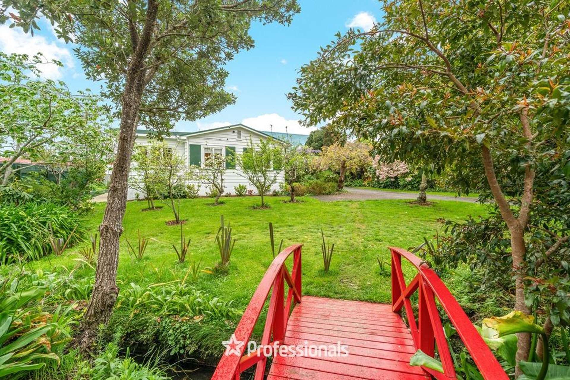 8 Willoughby Street Woburn_0