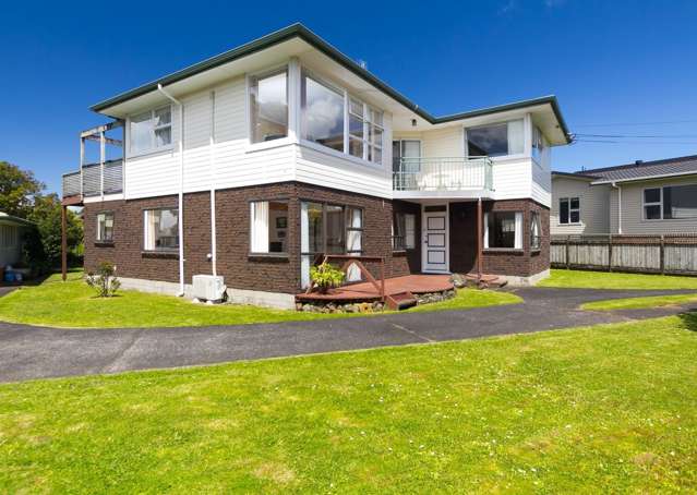 39 Fickling Avenue Mount Roskill_1