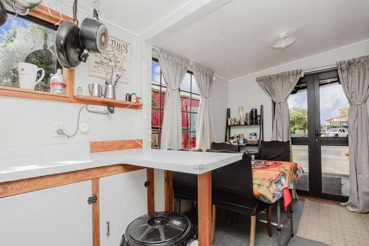 17 Coronation Street Norsewood_11