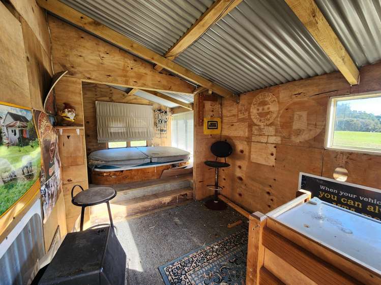 406 Taylorville Road Coal Creek_23