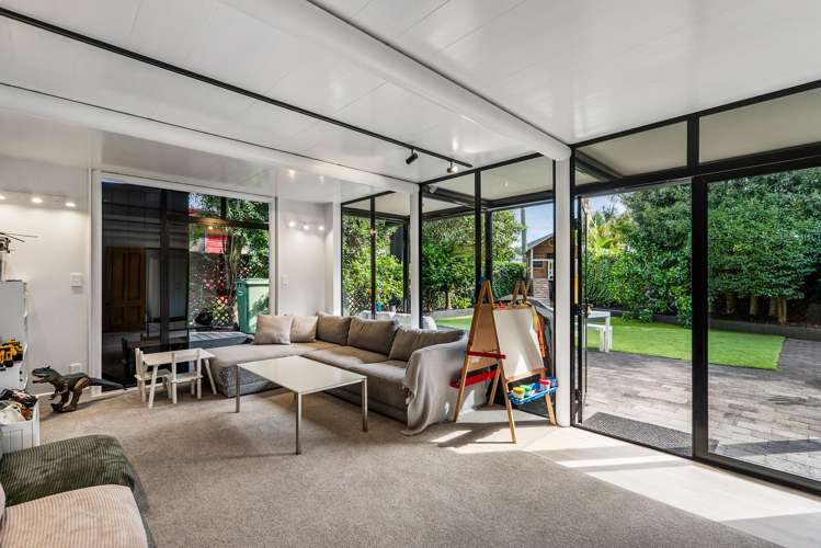 1B Kotare Avenue Westmere_13