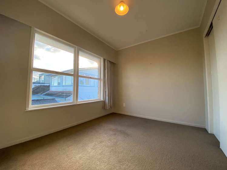 2/38 Byron Avenue Takapuna_5