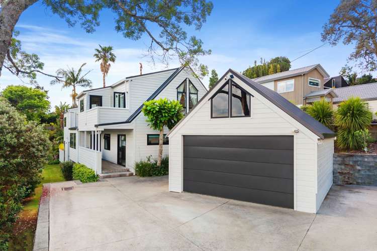 24 Isobel Road Greenhithe_0