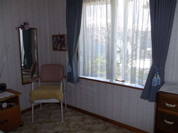 207 Fergusson Drive Thames_17