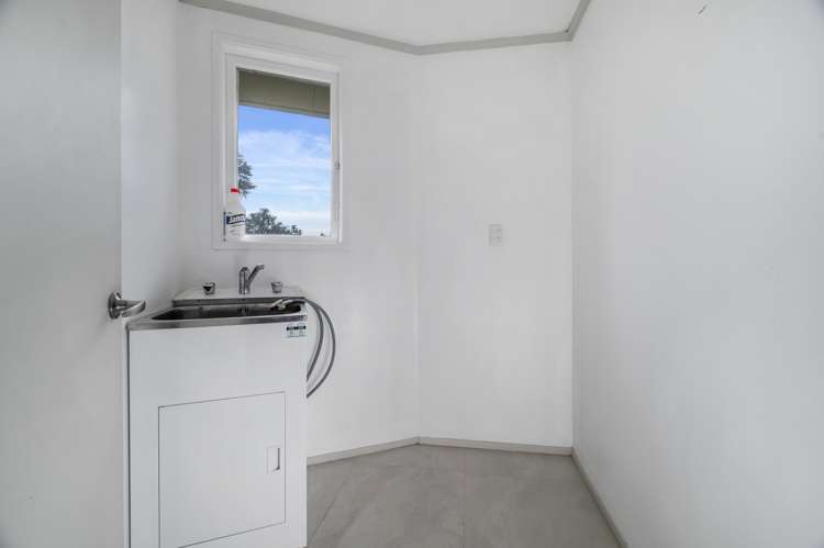 113 Sunset Road Mangakakahi_11