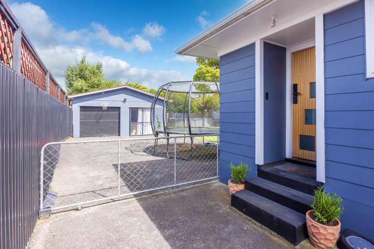 56 Karen Crescent Dinsdale_34