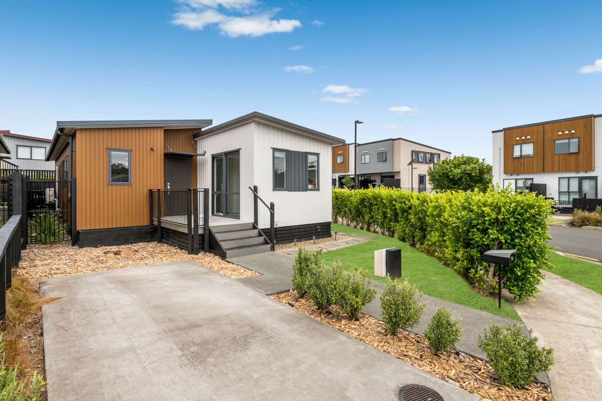 42 Tahere Road Flat Bush_0