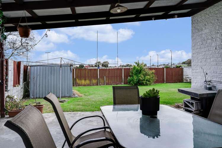 8 Margaret Place Deanwell_12
