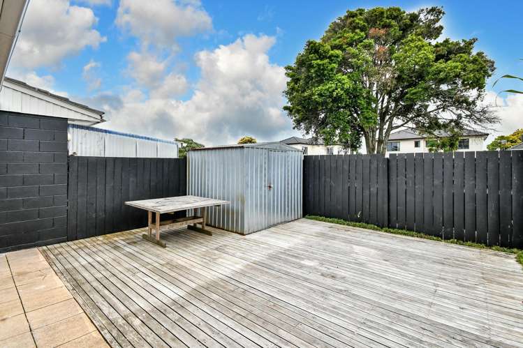 2/49 Russell Road Manurewa_9