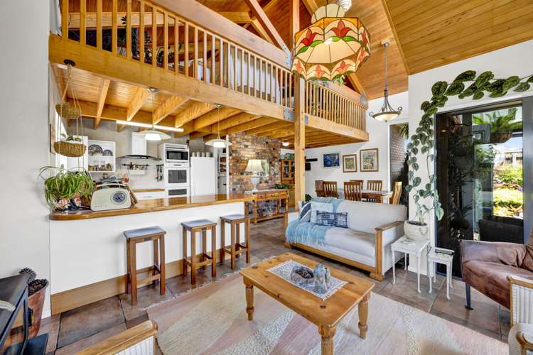 9 Elizabeth Grove Stratford_12