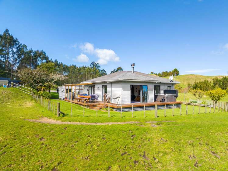 1127 Poihipi Road Oruanui_4