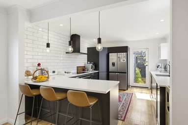 61 Middleton Road_2