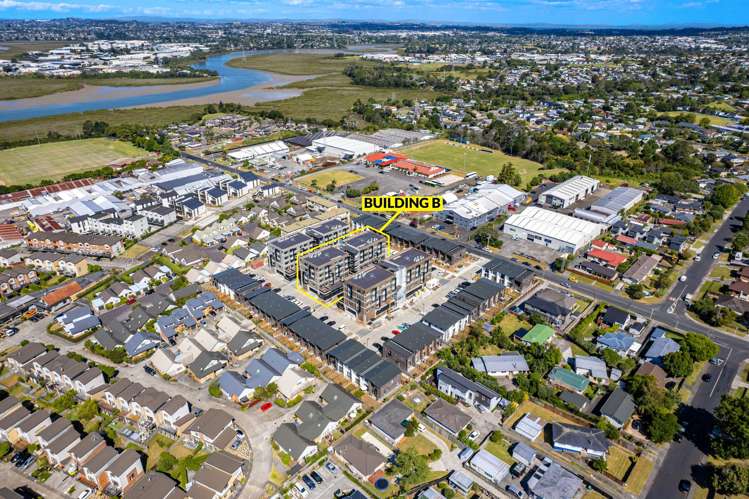 5 Rauemi Way Te Atatu South_17