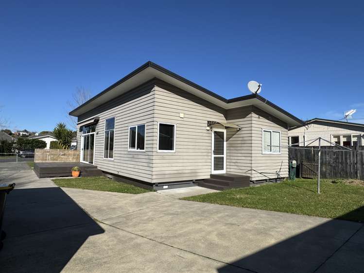 6 Church Street Tirau_12