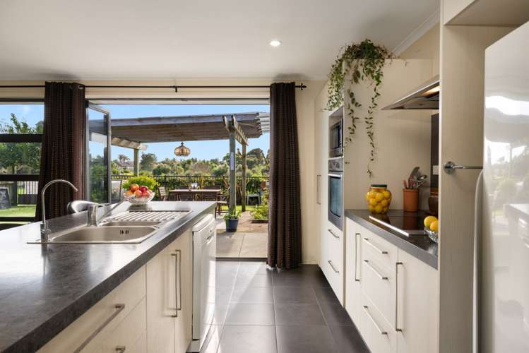 34 Carrington Drive Papamoa_11