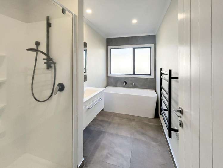 24 Serenity Crescent Kelvin Grove_11