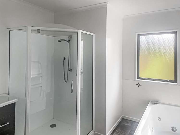 150 Upper Fitzherbert Road 10629_10