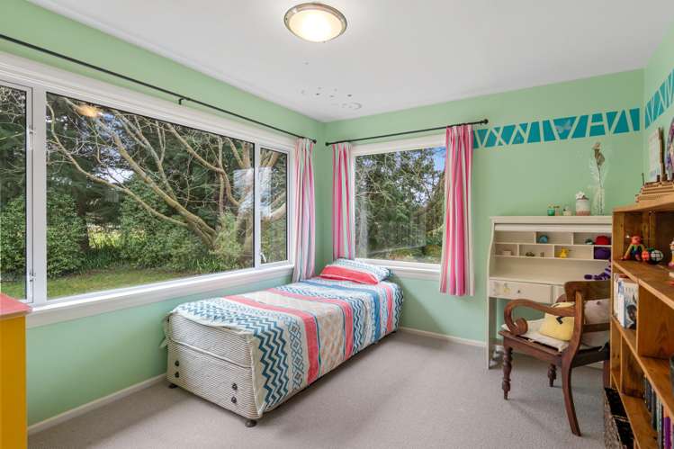 299 Elmhurst Road Darfield_11