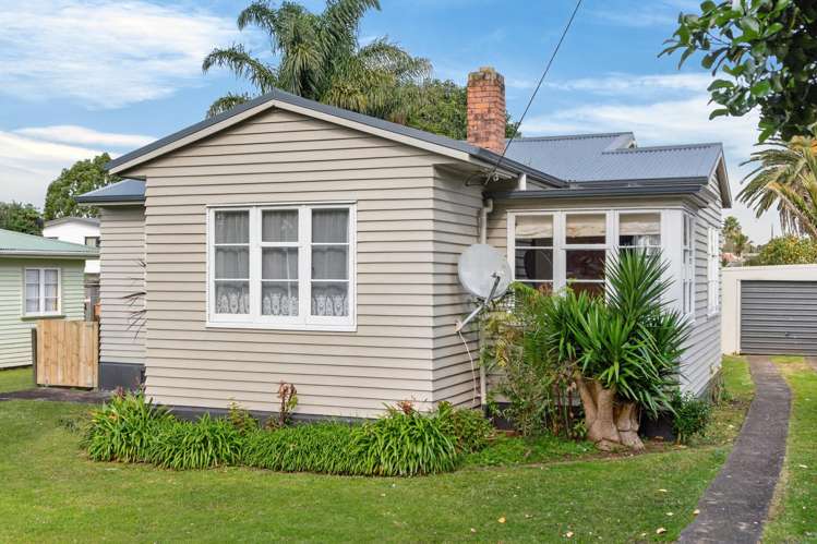 23 Cairnfield Road Kensington_26