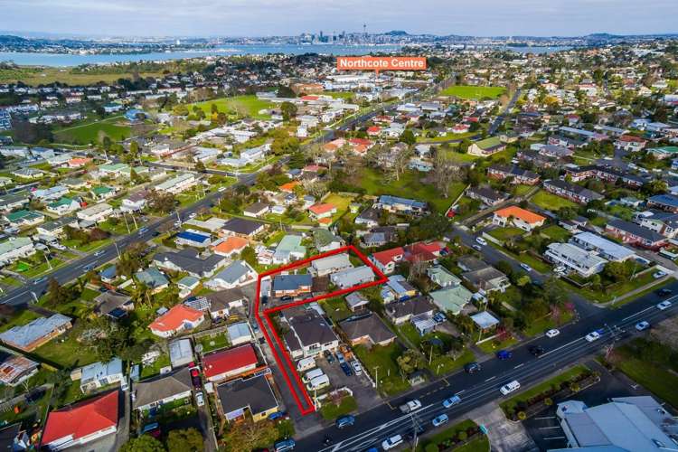 2/20 Ocean View Road Northcote_2