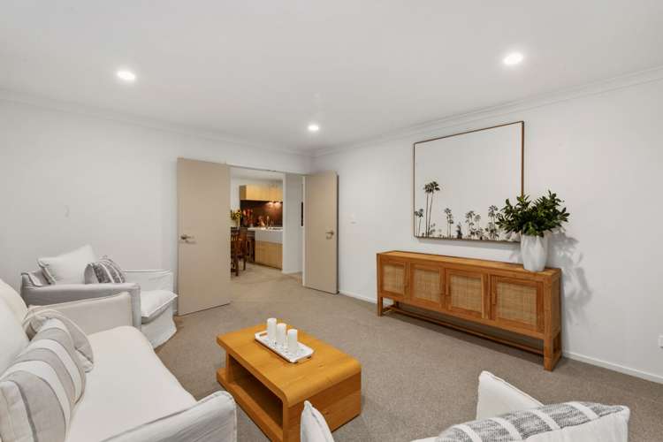 16 Ellesmere Close Pyes Pa_6