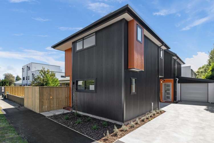 1/9 Walpole Street Waltham_26