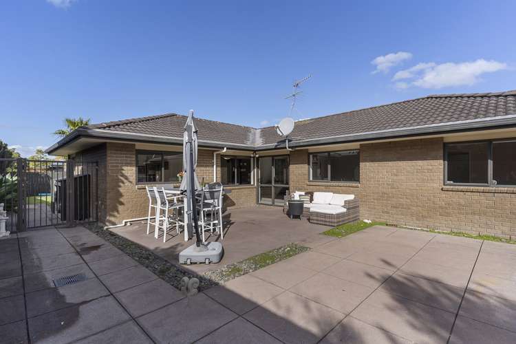 6 Glesan Place Beachlands_16