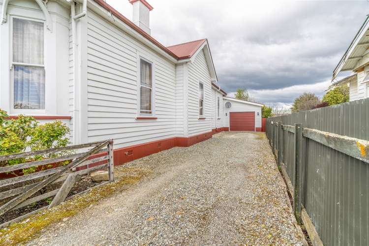 6 Crombie Street Gore_24