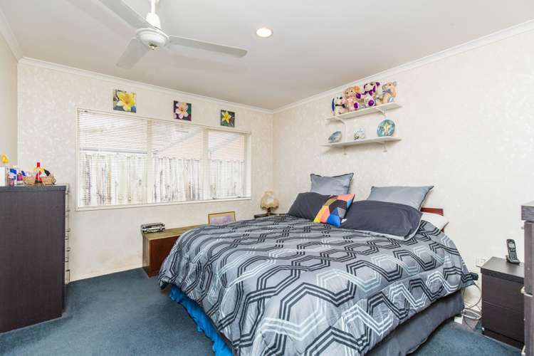 31 Muirfield Street Wattle Downs_8