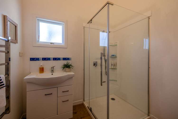 29 Marine View Road Onetangi_22