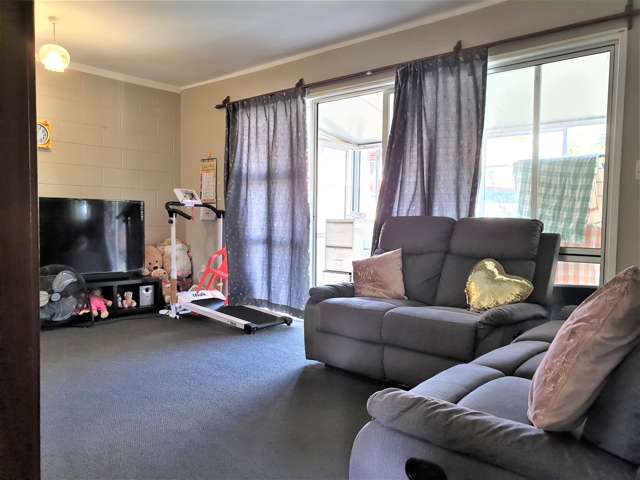 2/54 Lynwood Road New Lynn_1