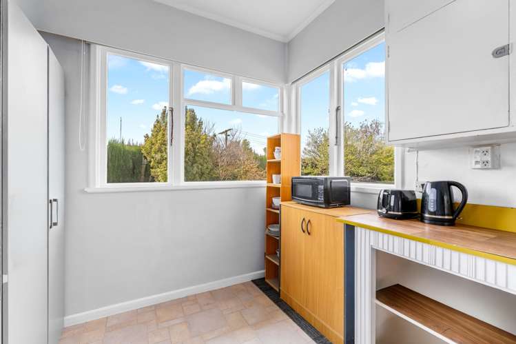 198 Maxwell Road Redwoodtown_5