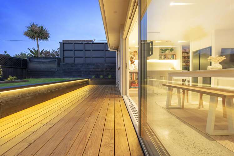 2/19 Burnham Street Seatoun_12