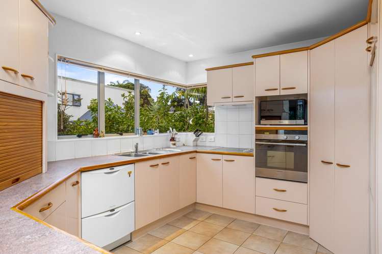 5a Tui Street Torbay_9