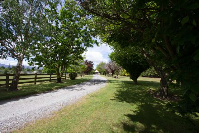 7 Riverbank Road Wanaka_4