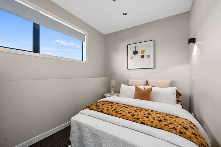 10/12 Burns Avenue Takapuna_15