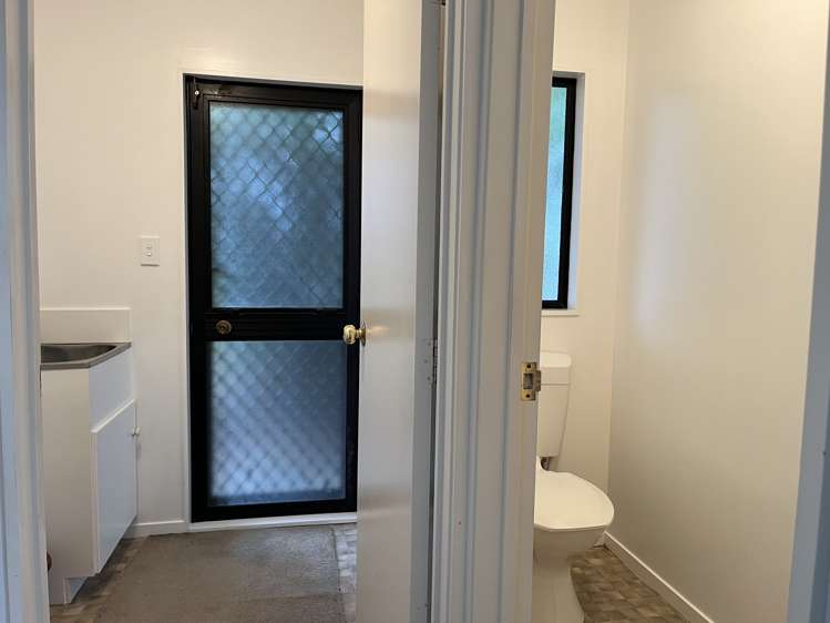 2/2a Exminster Street Blockhouse Bay_9