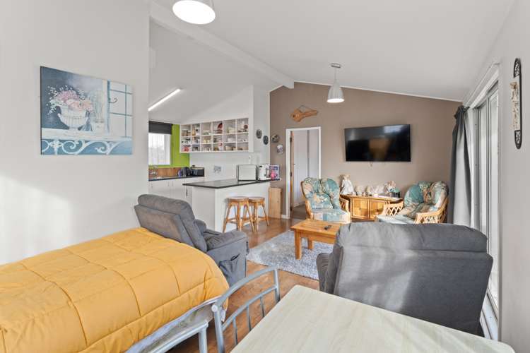 22 Colville Street Masterton_10