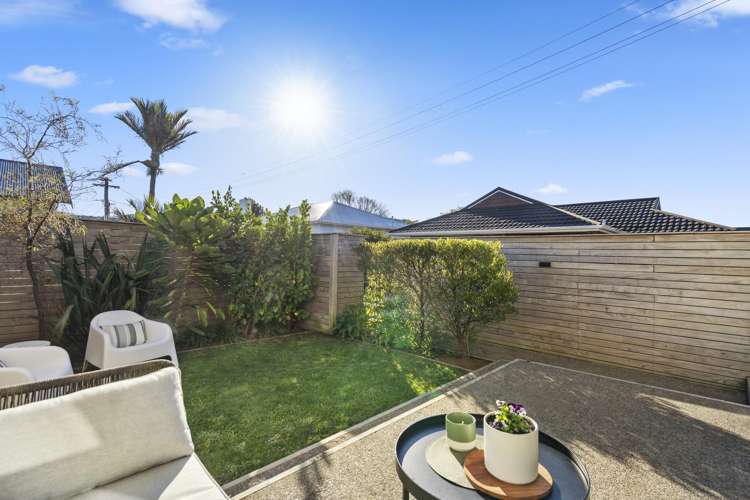 42c Tennyson Street Petone_19