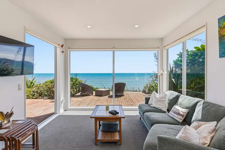 60 The Esplanade Raumati South_11