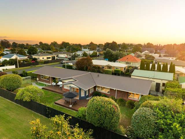 A quarter acre - park the cars, store the boat!