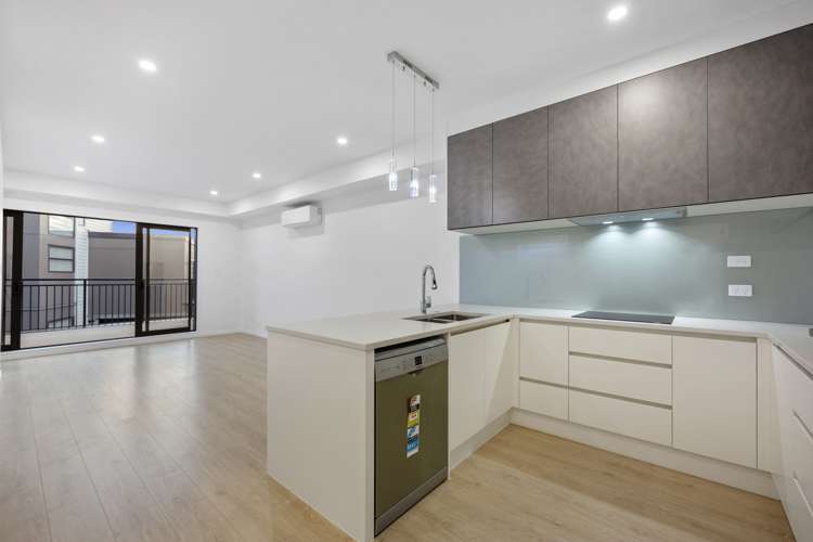 4/11 Oteha Valley Road Northcross_8