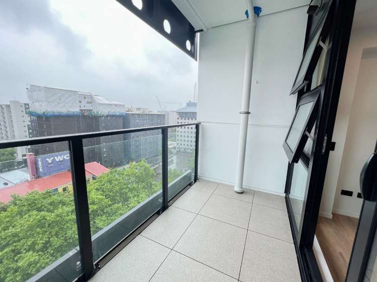 1301B/106 Vincent Street 10015_8